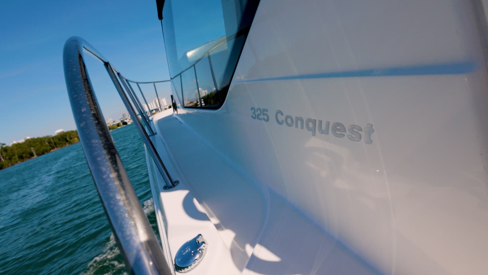 2023 Boston Whaler Conquest - Photo 2