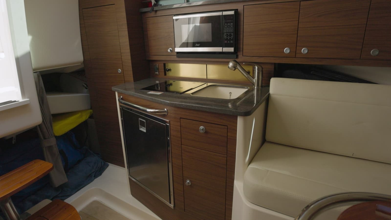 2023 Boston Whaler Conquest - Photo 20