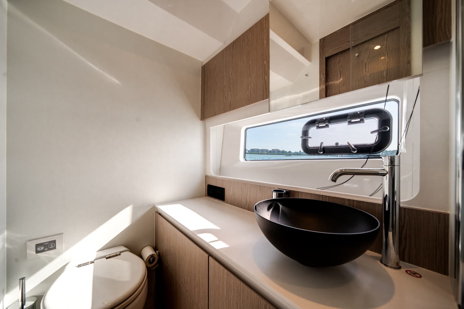 2024 Azimut 53 FLY - Photo 43