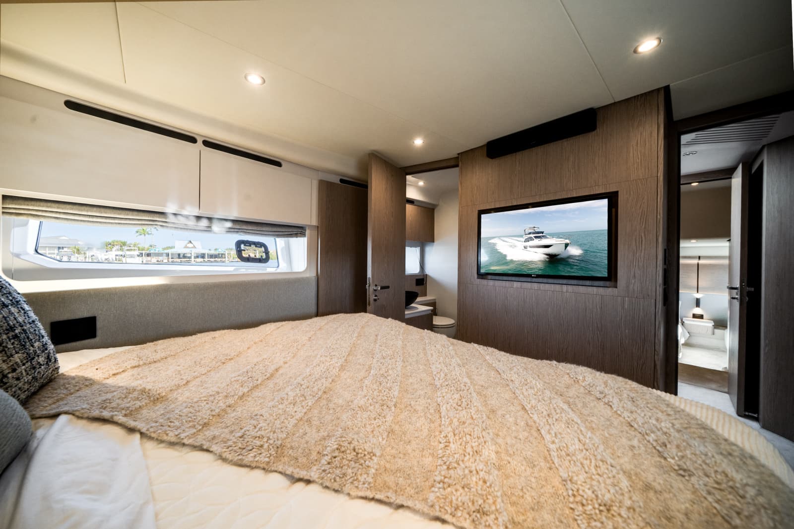 2024 Azimut 53 FLY - Photo 28