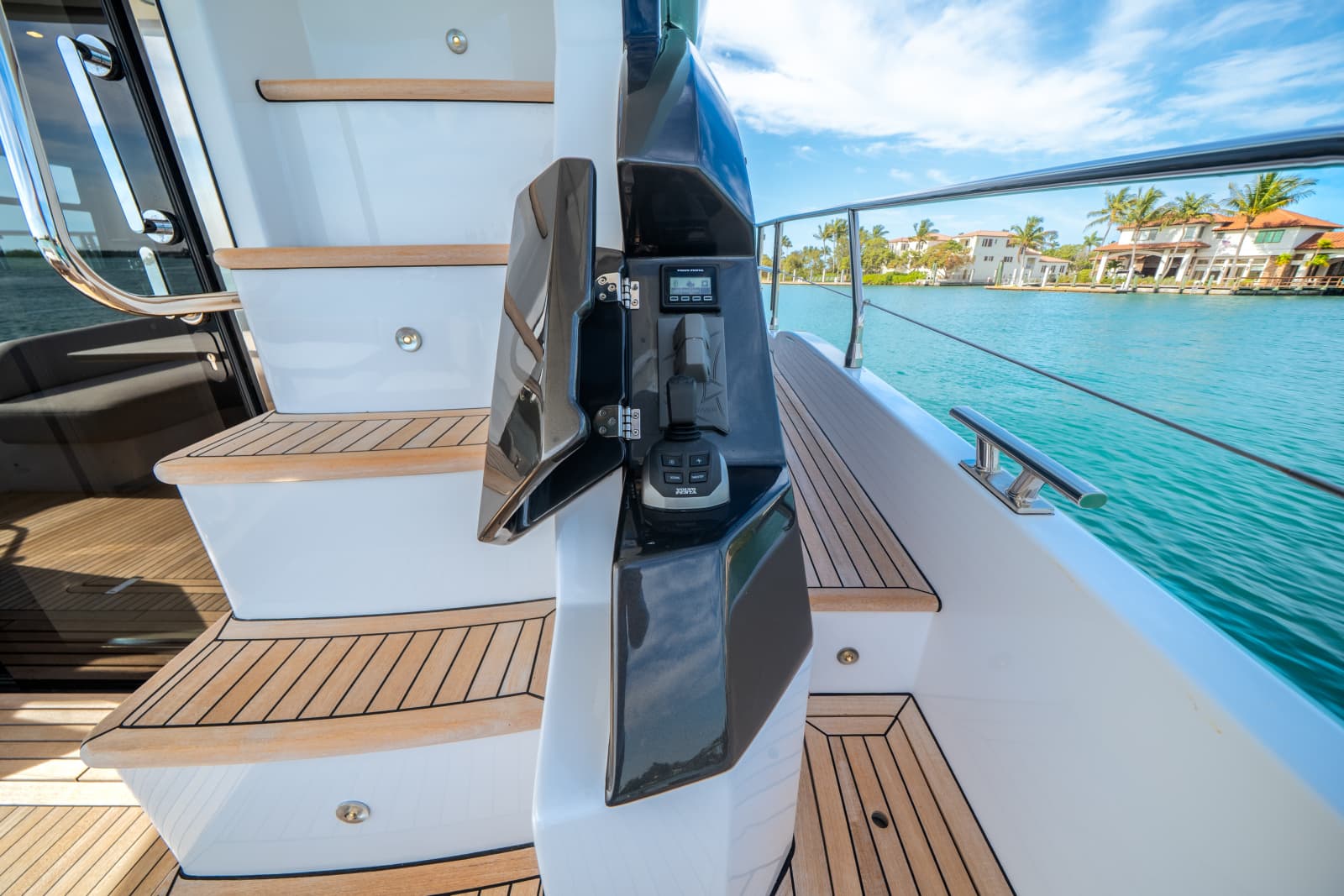 2024 Azimut 53 FLY - Photo 12