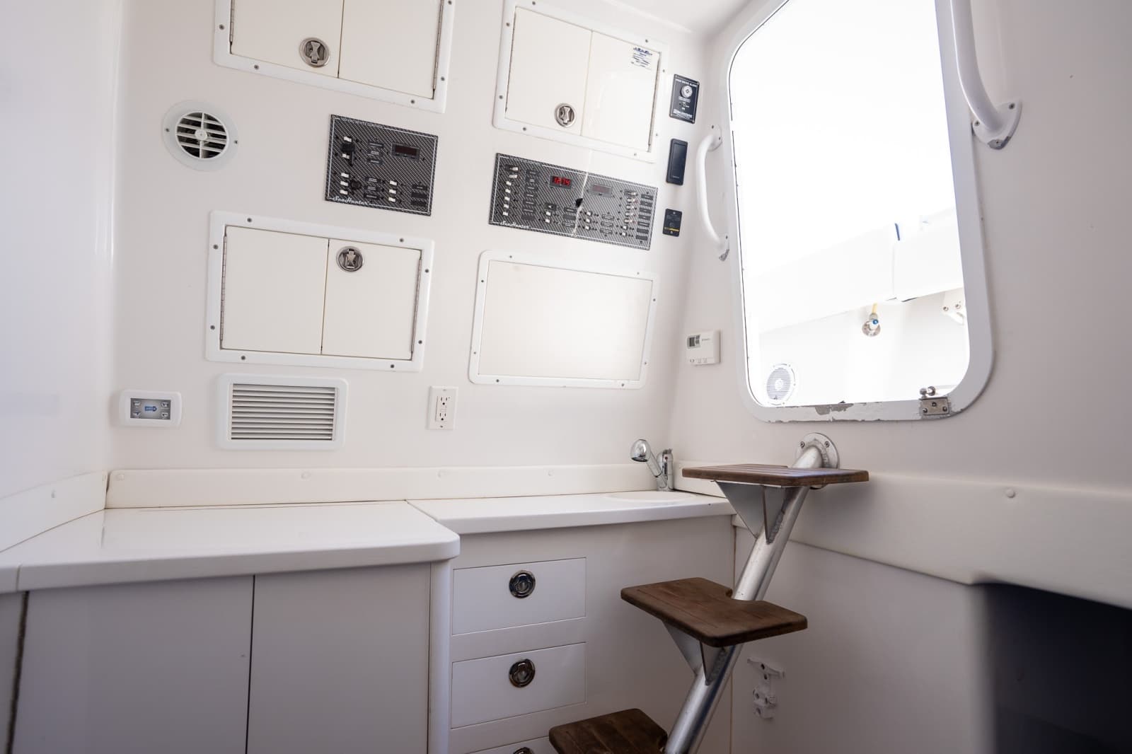 2016 Sea Hunter 45 SF - Photo 11