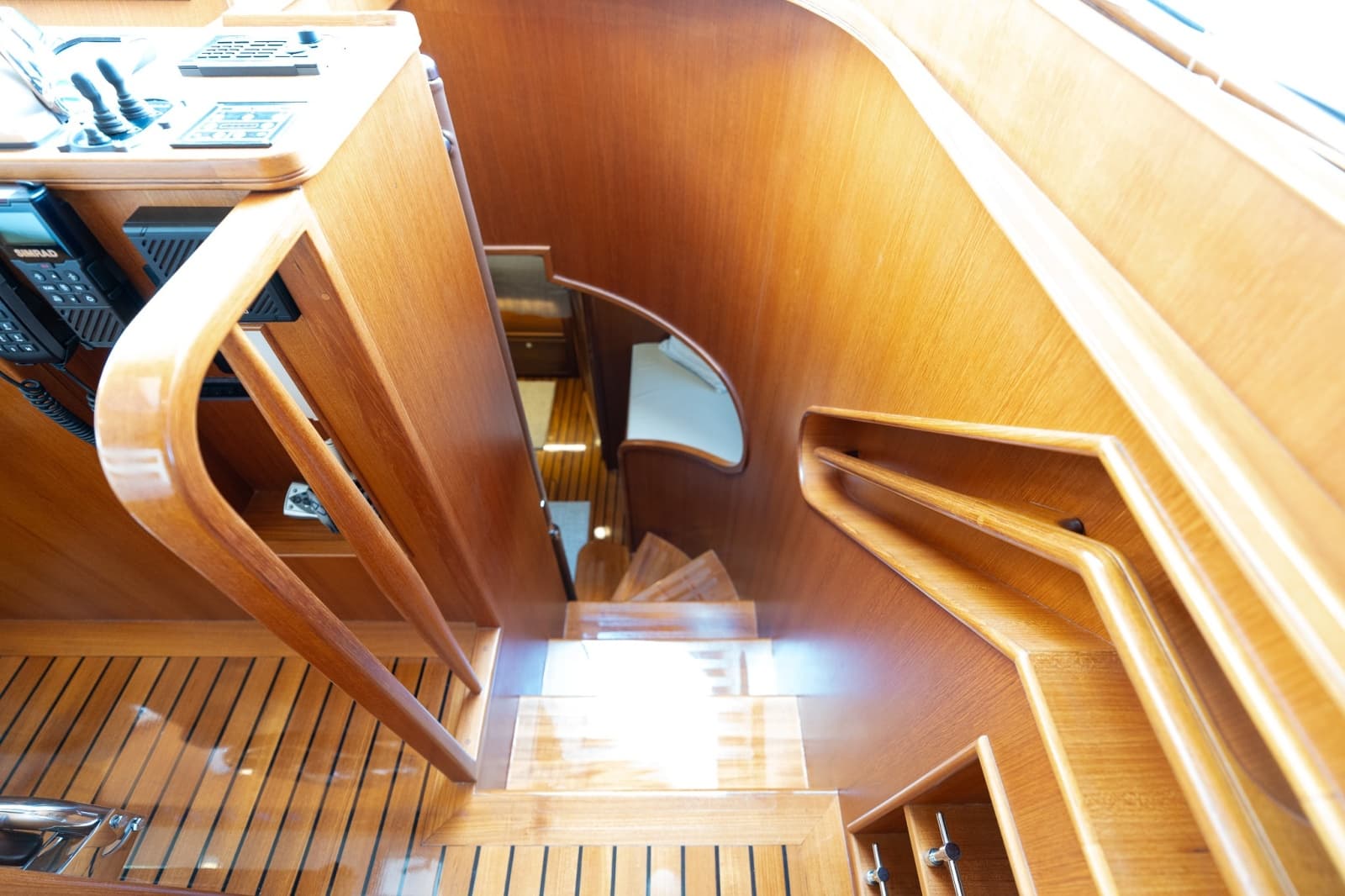 2015 Marlow Explorer 49E - Photo 31