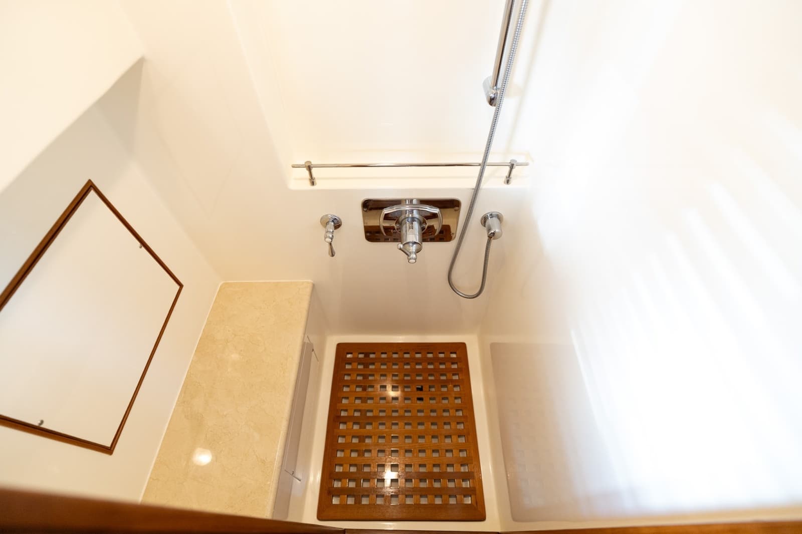 2015 Marlow Explorer 49E - Photo 46