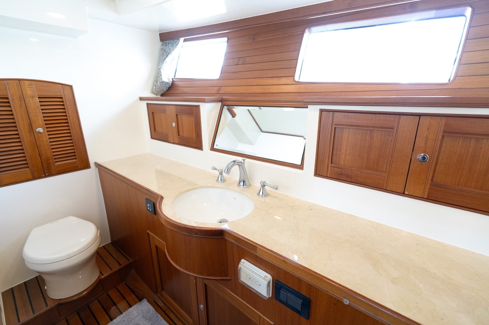 2015 Marlow Explorer 49E - Photo 43