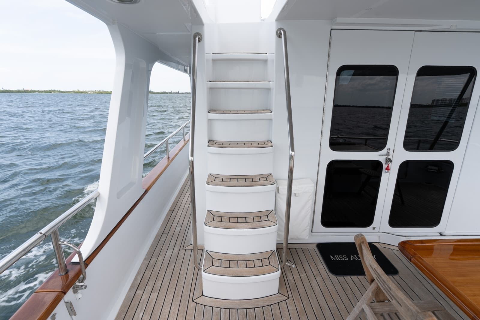 2015 Marlow Explorer 49E - Photo 15