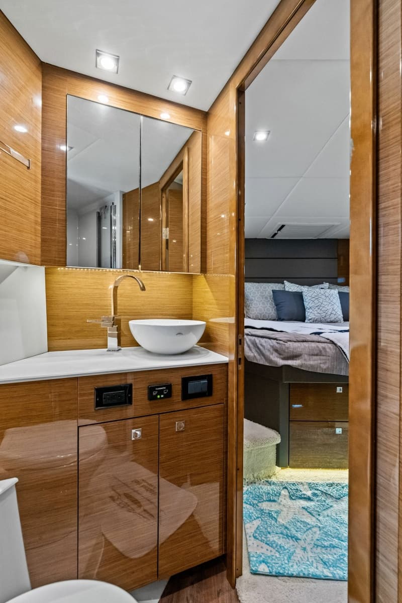 2019 Cruisers Yachts 42 Cantius - Photo 44