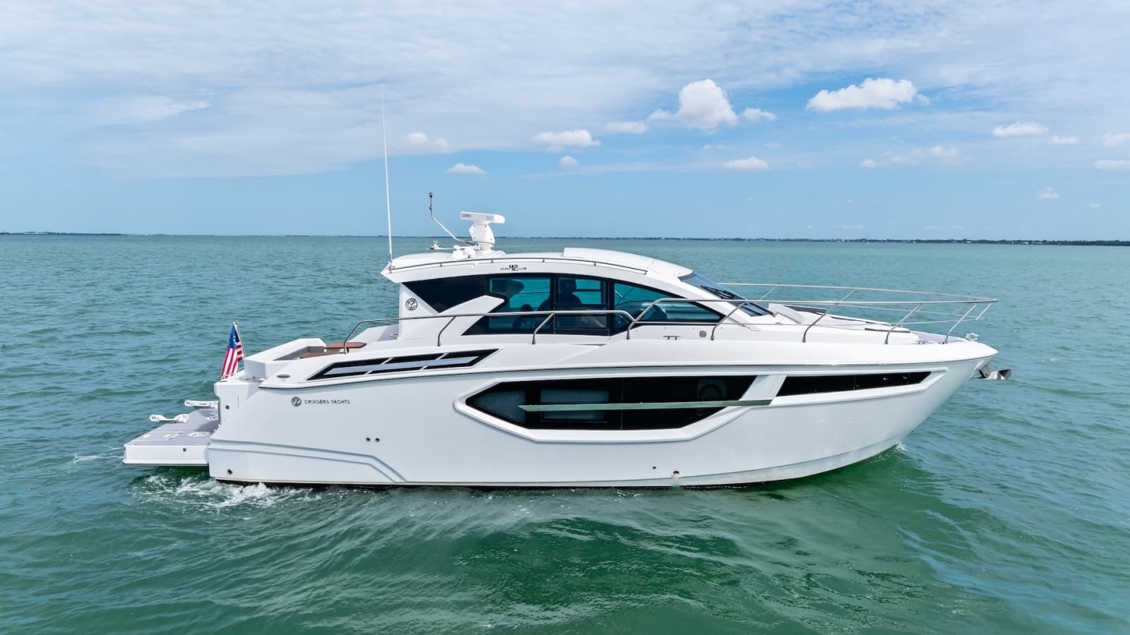 2019 Cruisers Yachts 42 Cantius - Photo 1