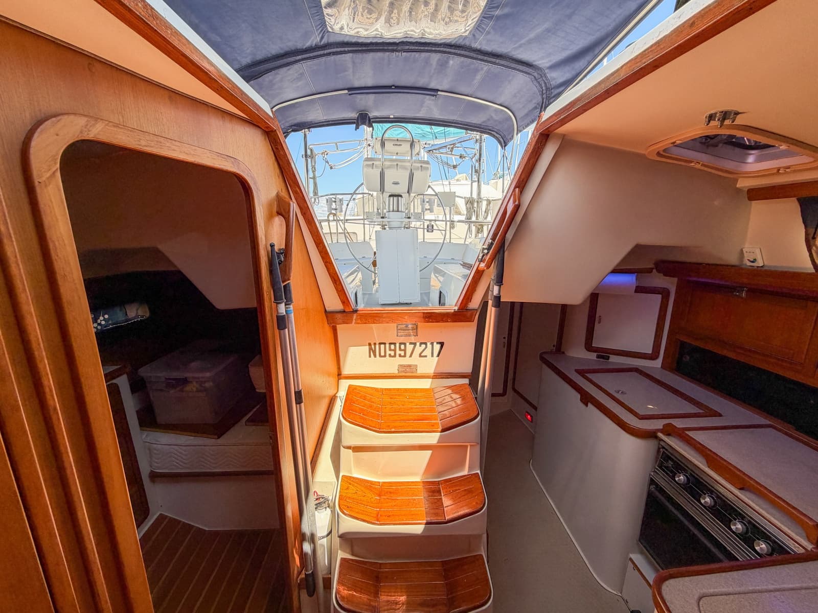 1993 Catalina 42 - Photo 27