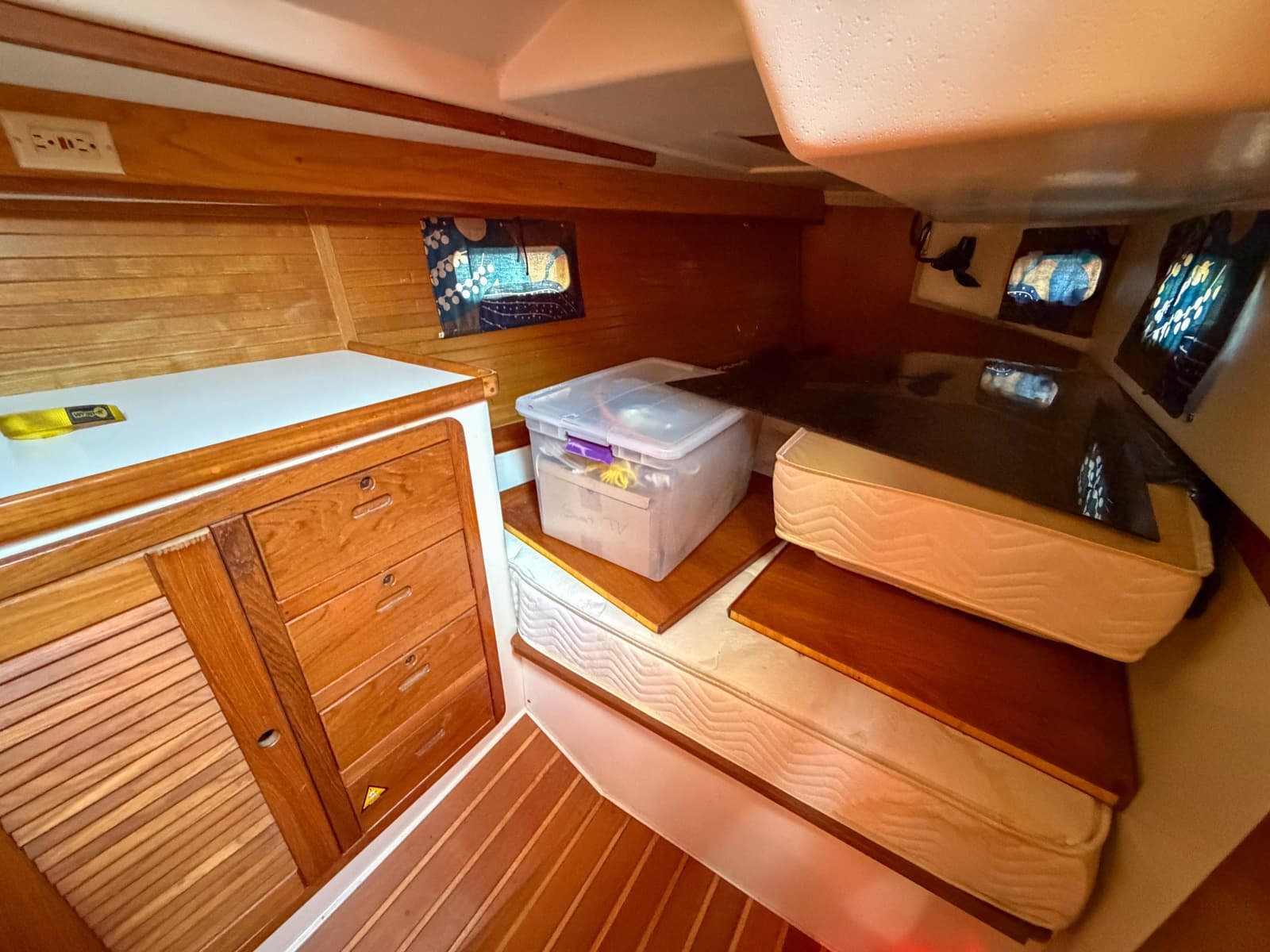 1993 Catalina 42 - Photo 21