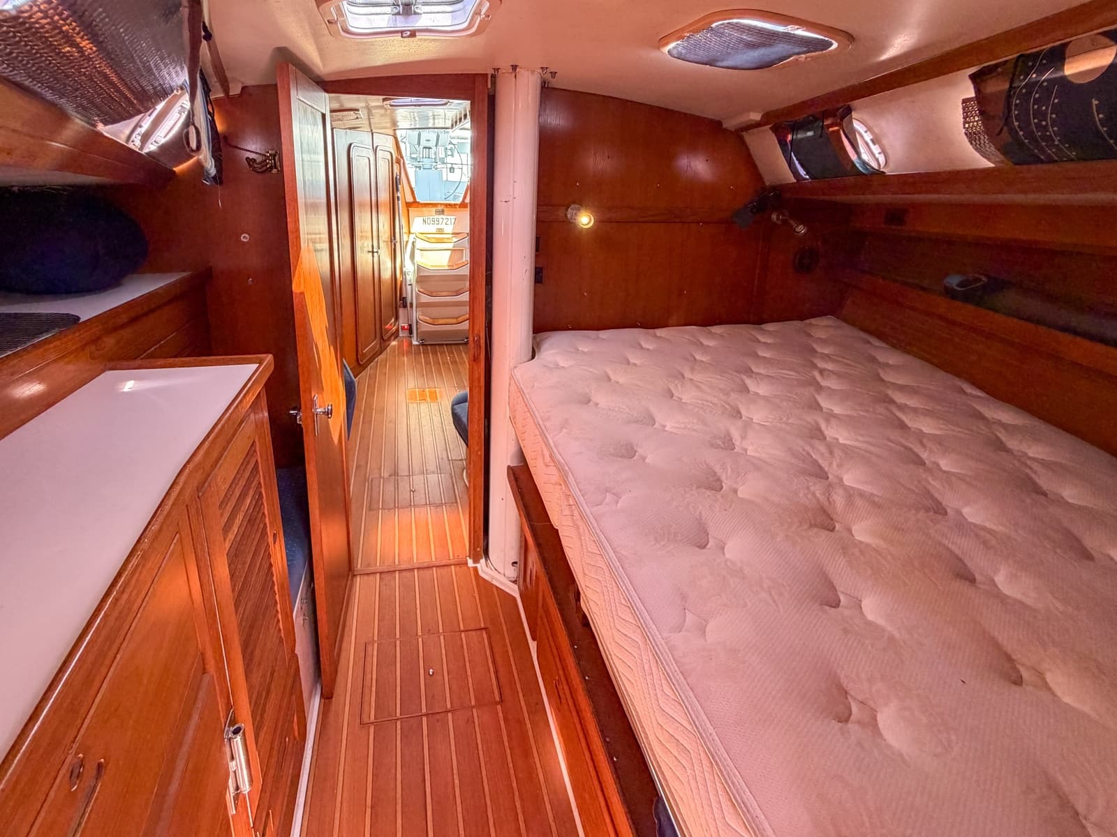 1993 Catalina 42 - Photo 19