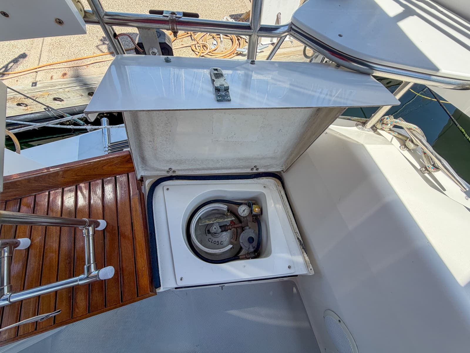1993 Catalina 42 - Photo 34