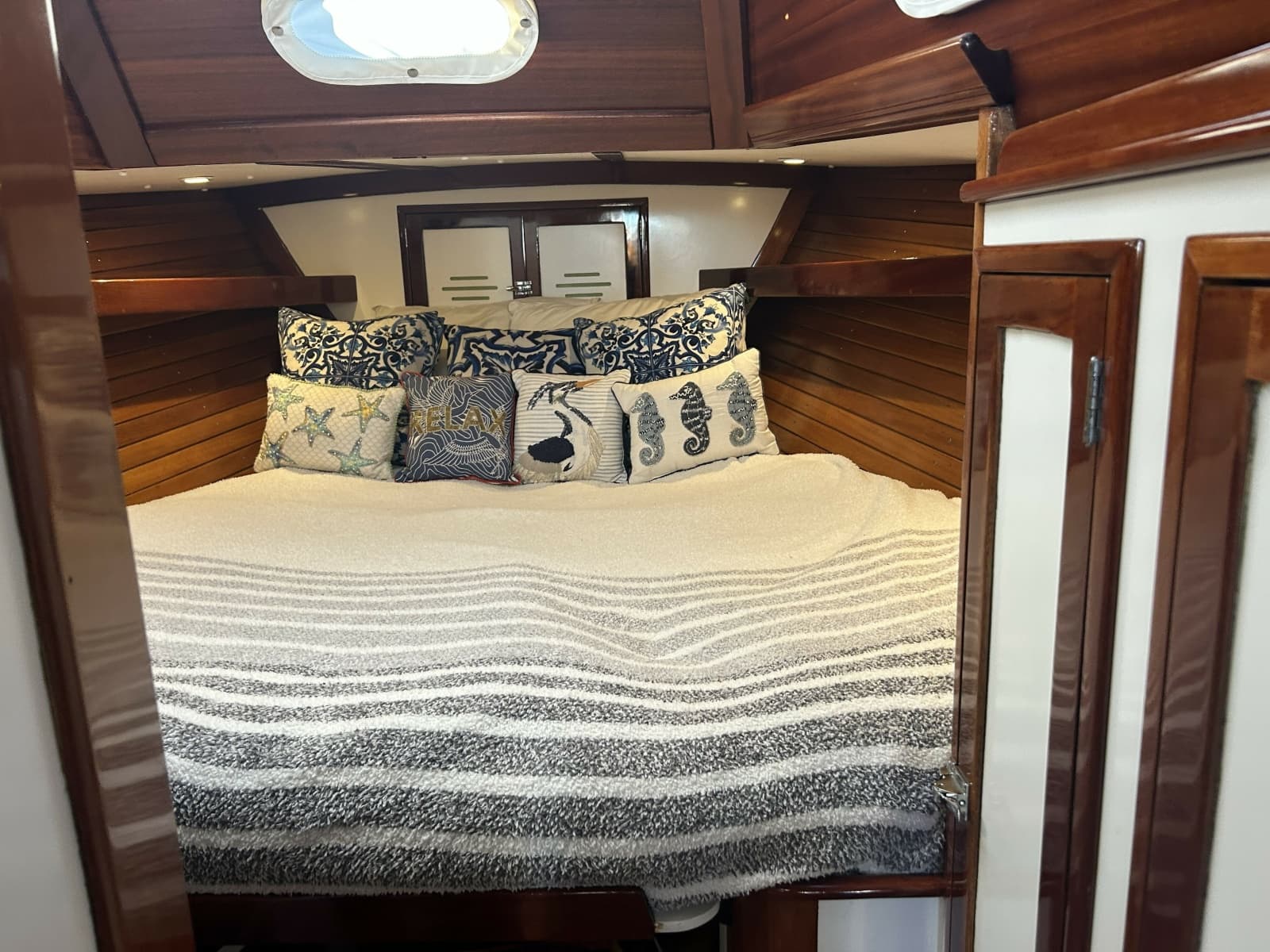 1970 Hinckley Bermuda 40 - Photo 42