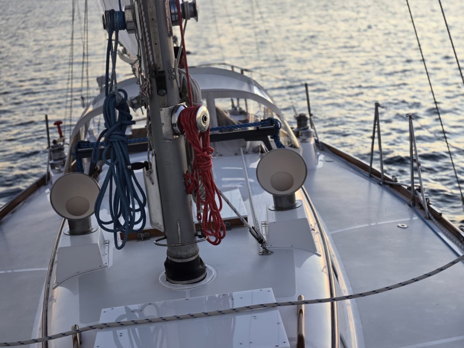 1970 Hinckley Bermuda 40 - Photo 10