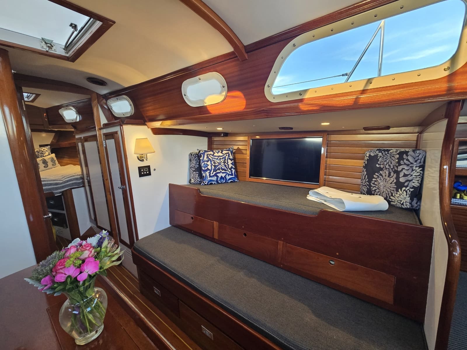 1970 Hinckley Bermuda 40 - Photo 38