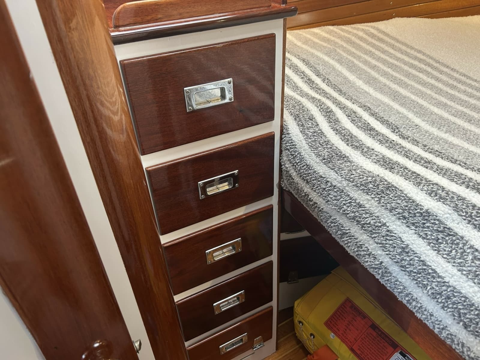 1970 Hinckley Bermuda 40 - Photo 43