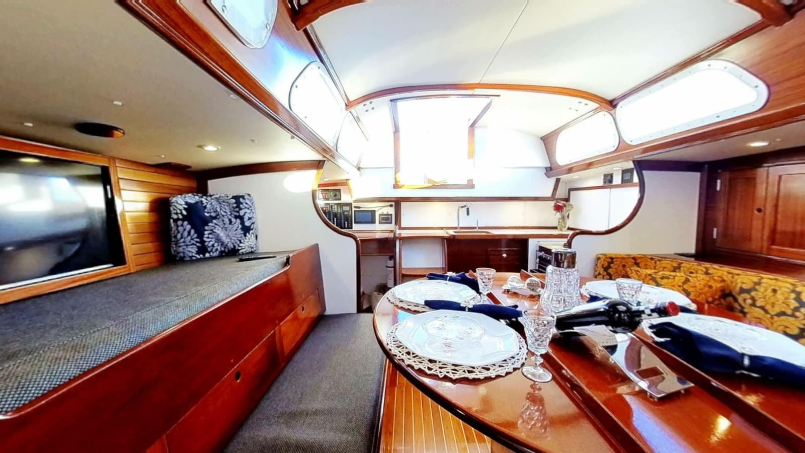 1970 Hinckley Bermuda 40 - Photo 34