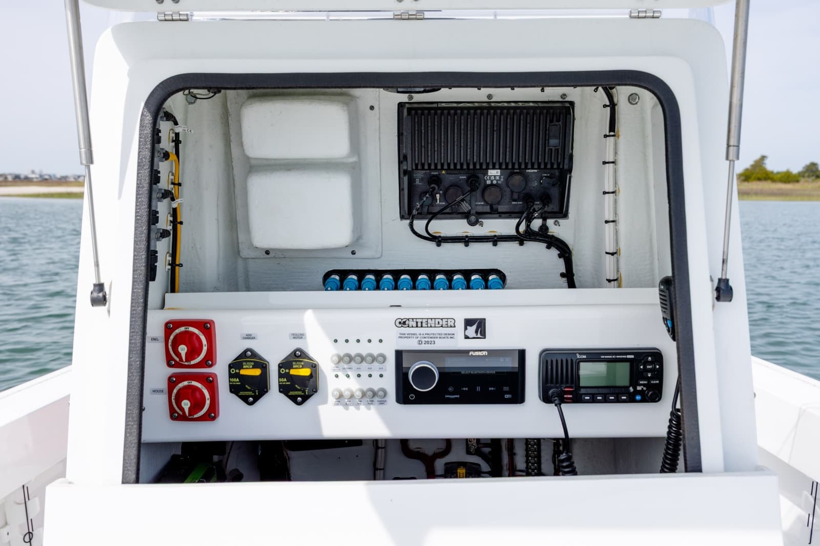 2024 Contender 23 Bay - Photo 31