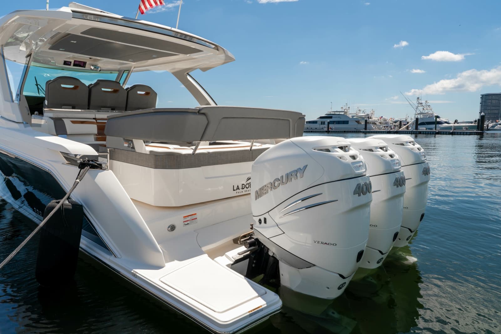 2020 Tiara Yachts 38 LS - Photo 32