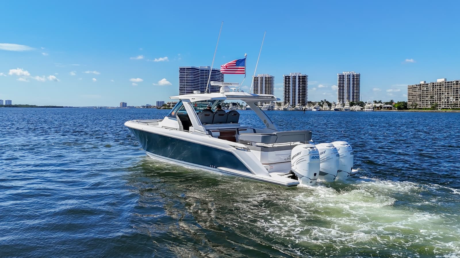 2020 Tiara Yachts 38 LS - Photo 4