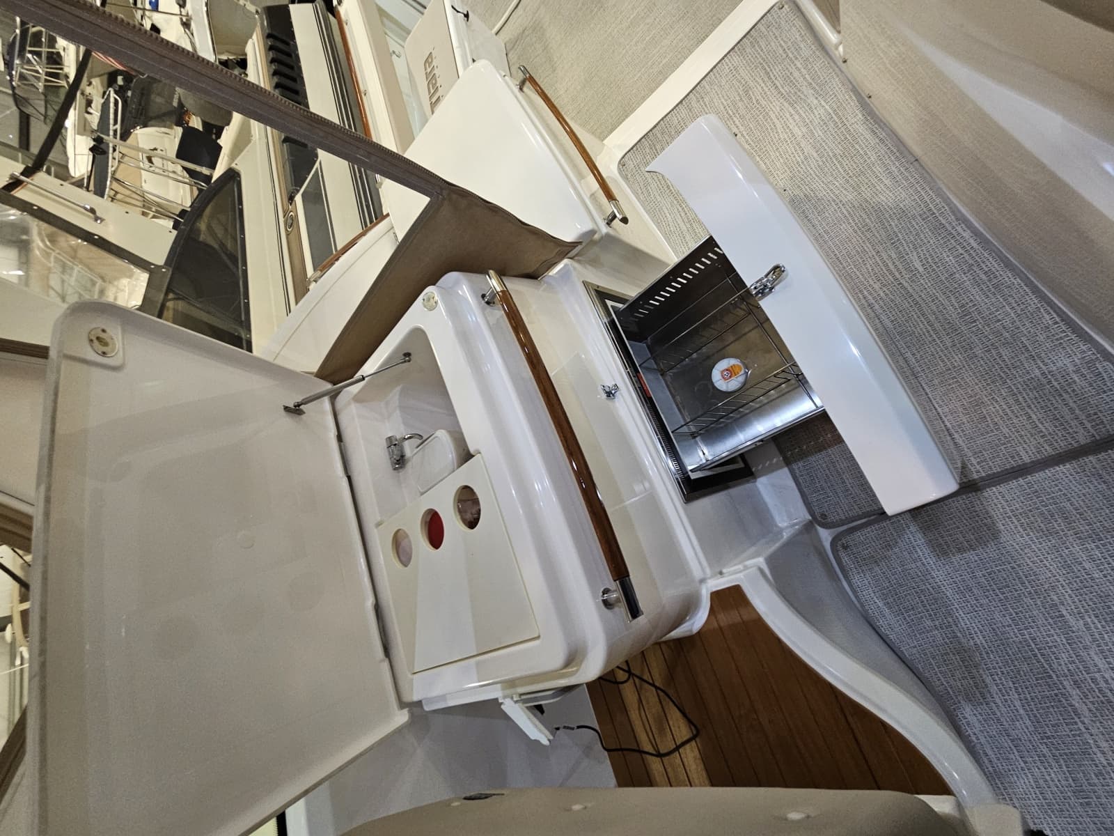 2014 Tiara Yachts 43 Open - Photo 24