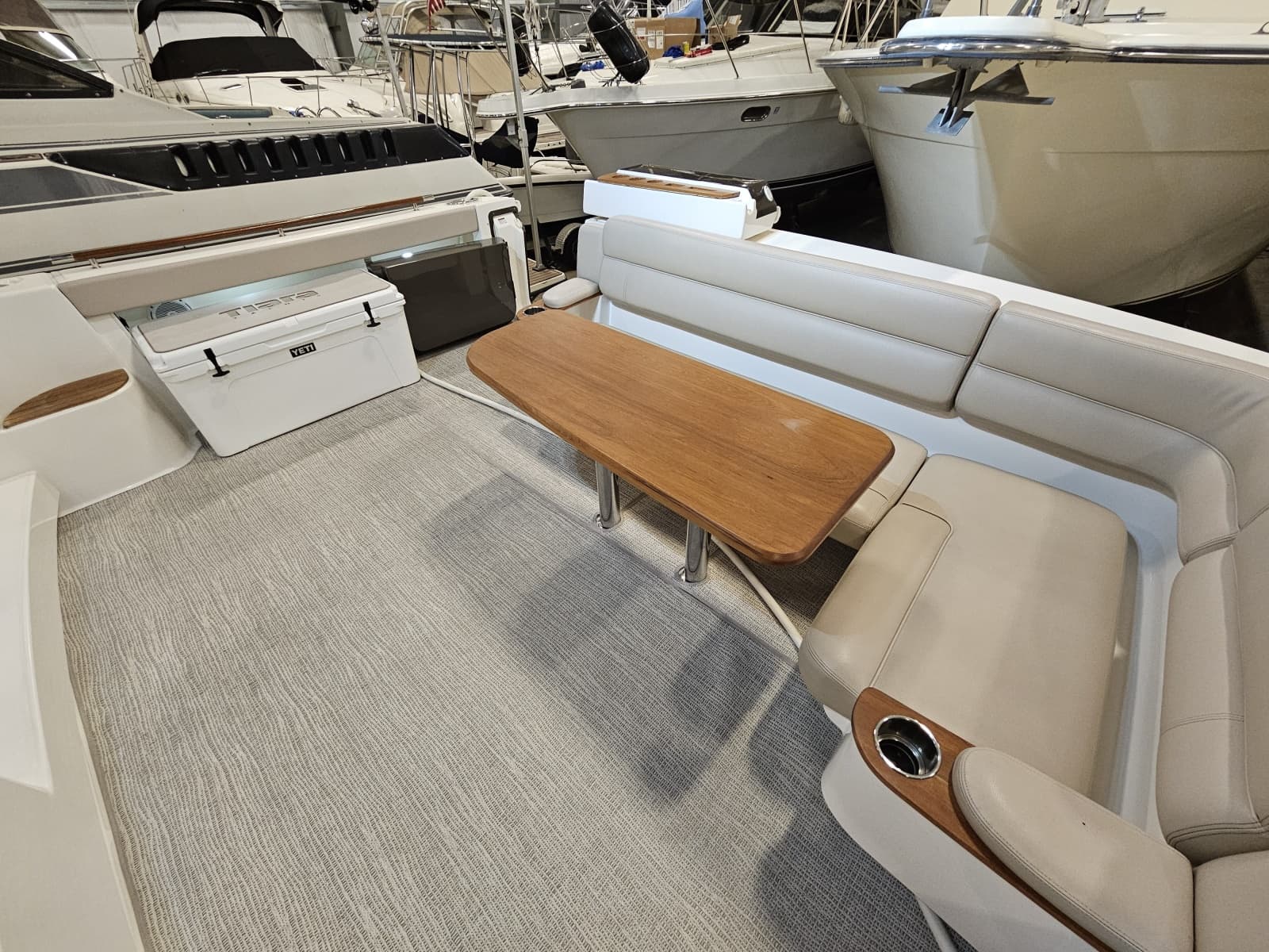 2014 Tiara Yachts 43 Open - Photo 29