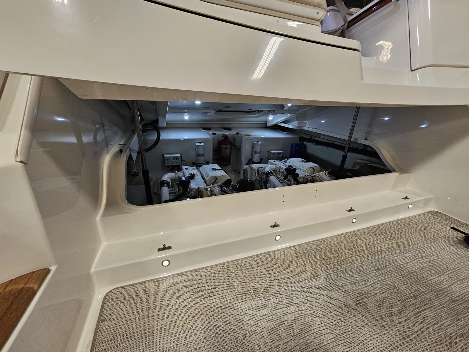 2014 Tiara Yachts 43 Open - Photo 43