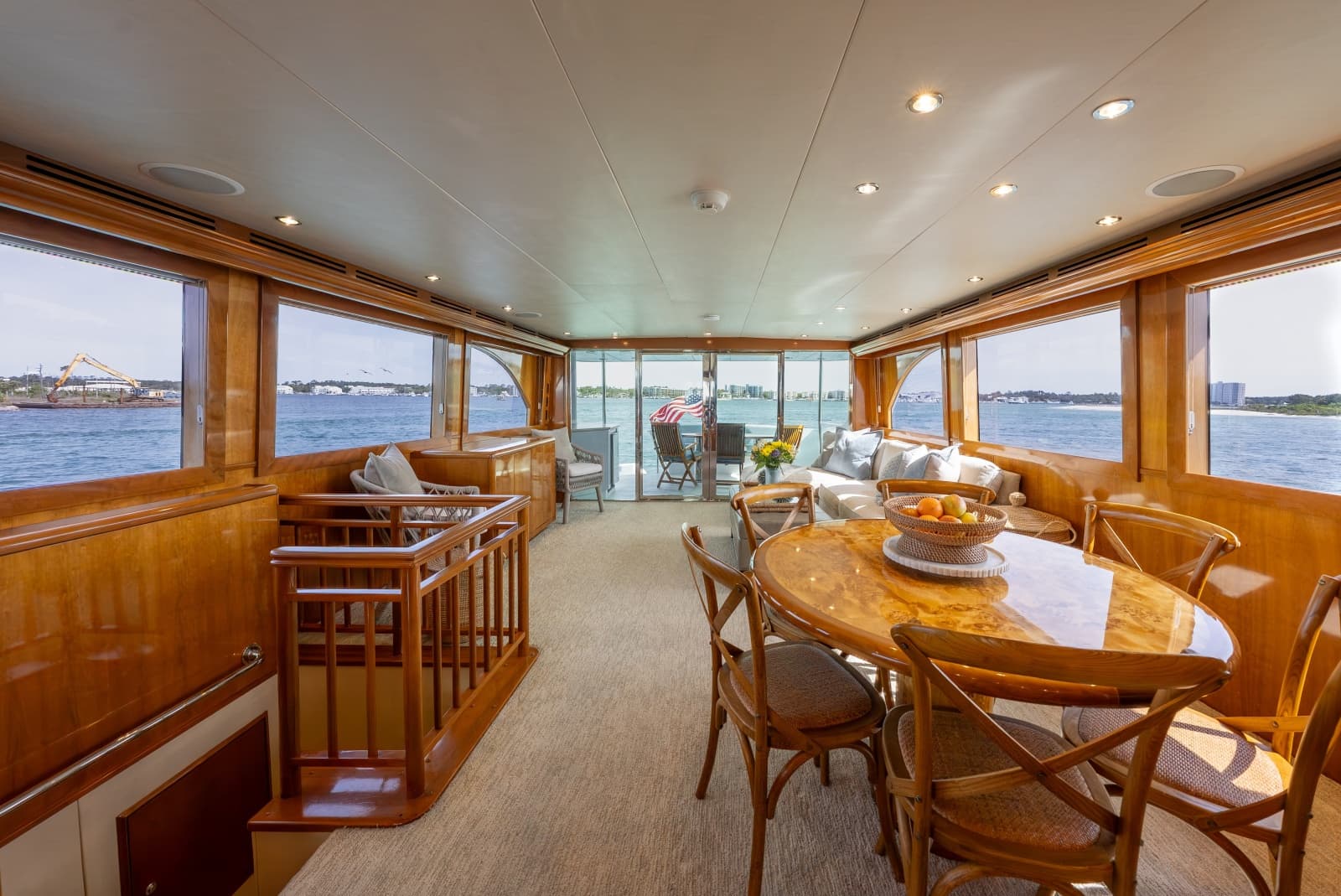 2004 Hatteras Sport Deck - Photo 5