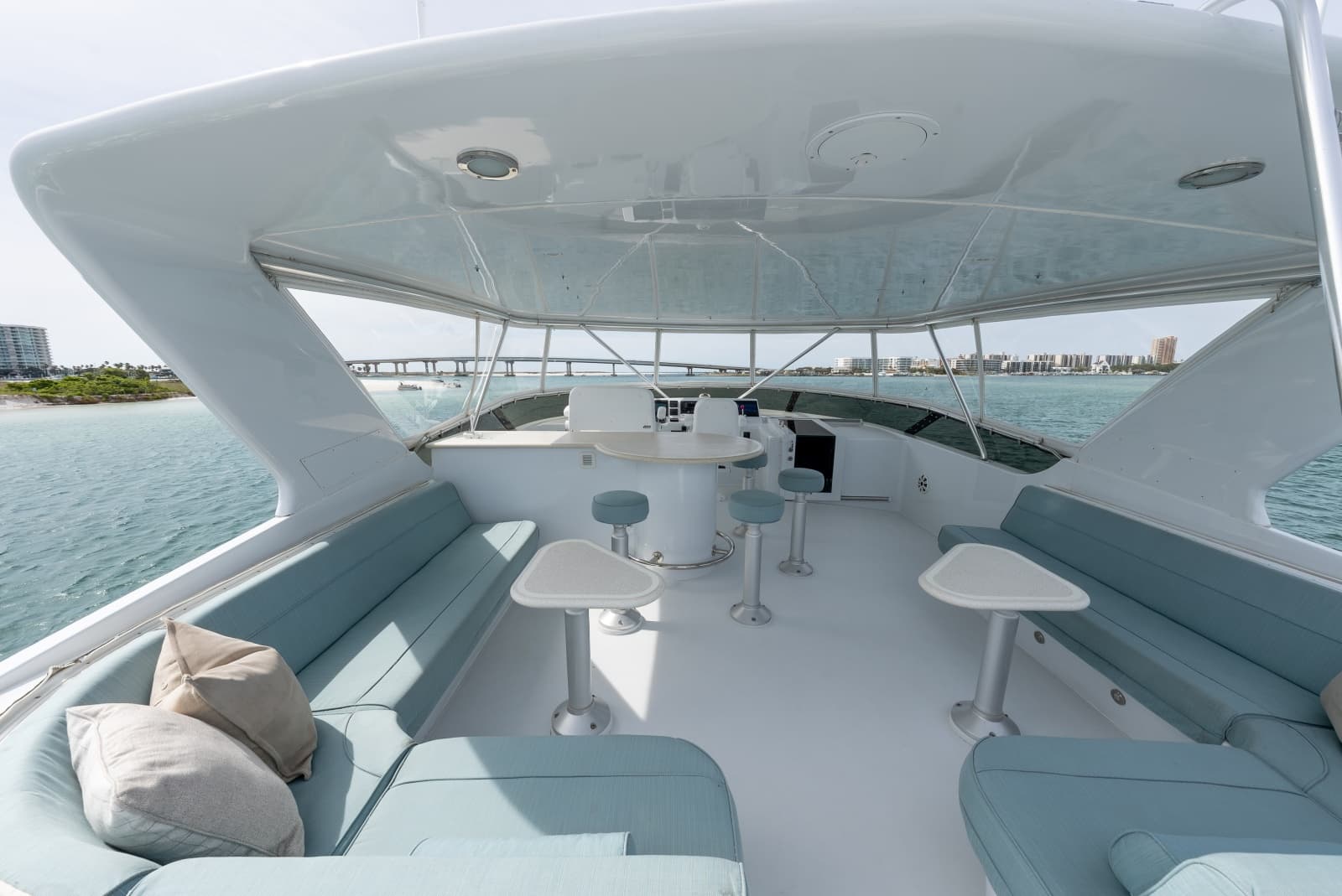 2004 Hatteras Sport Deck - Photo 31