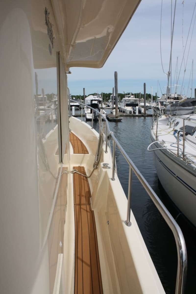 2008 Mainship 34Trawler - Photo 10