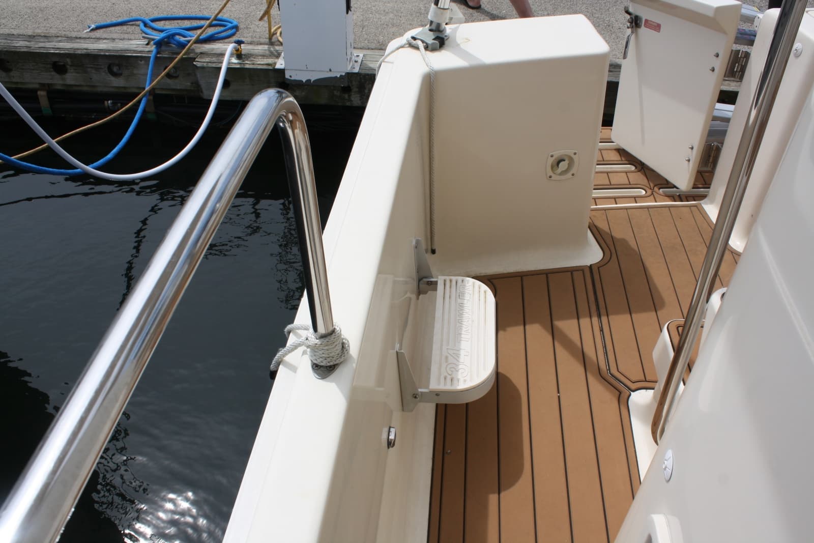 2008 Mainship 34Trawler - Photo 12