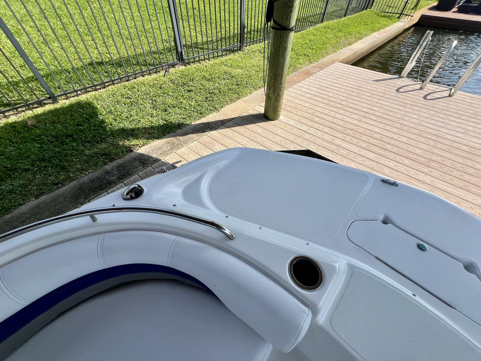 2013 Hurricane SunDeck 187 OB - Photo 29