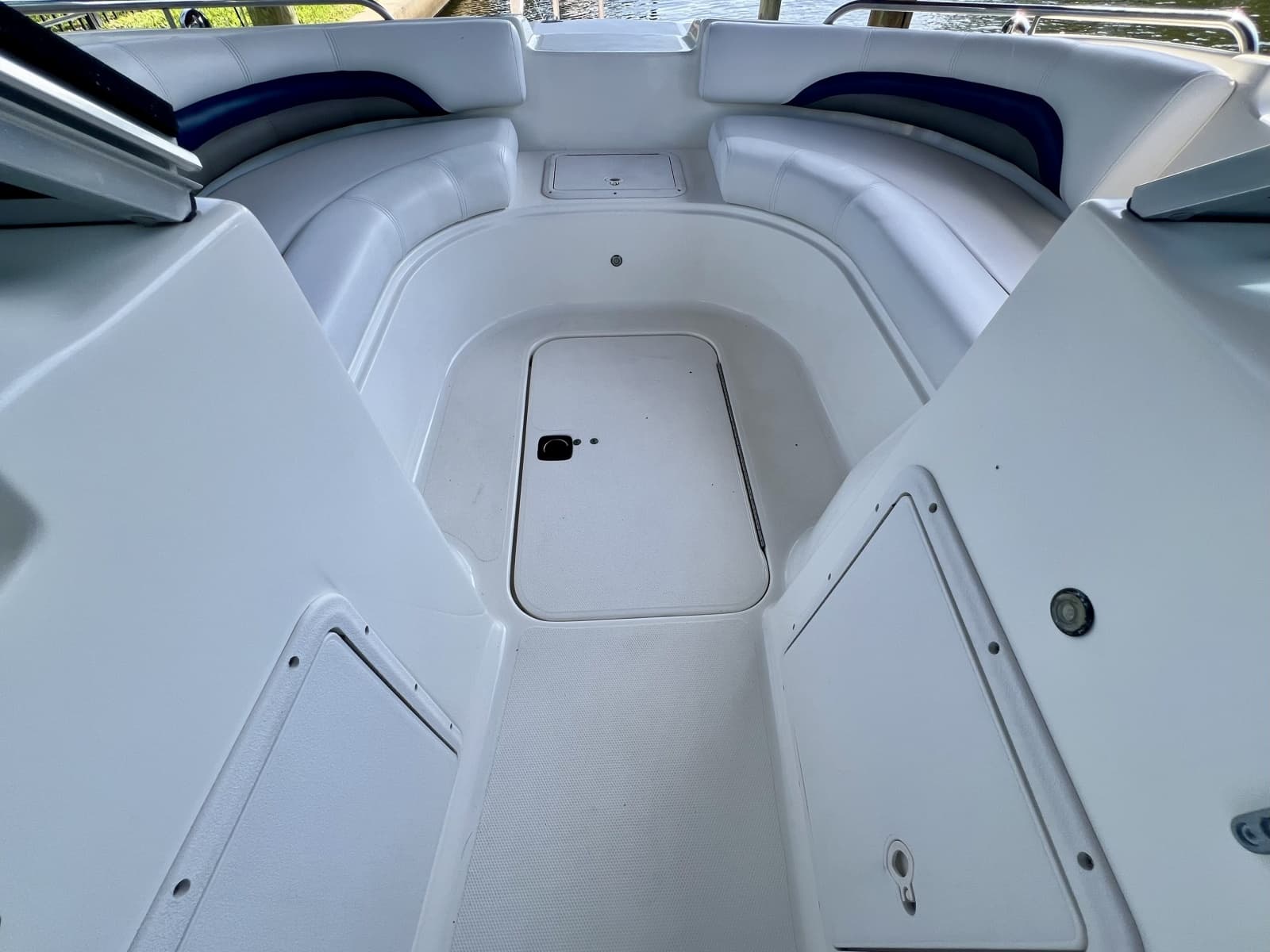 2013 Hurricane SunDeck 187 OB - Photo 44