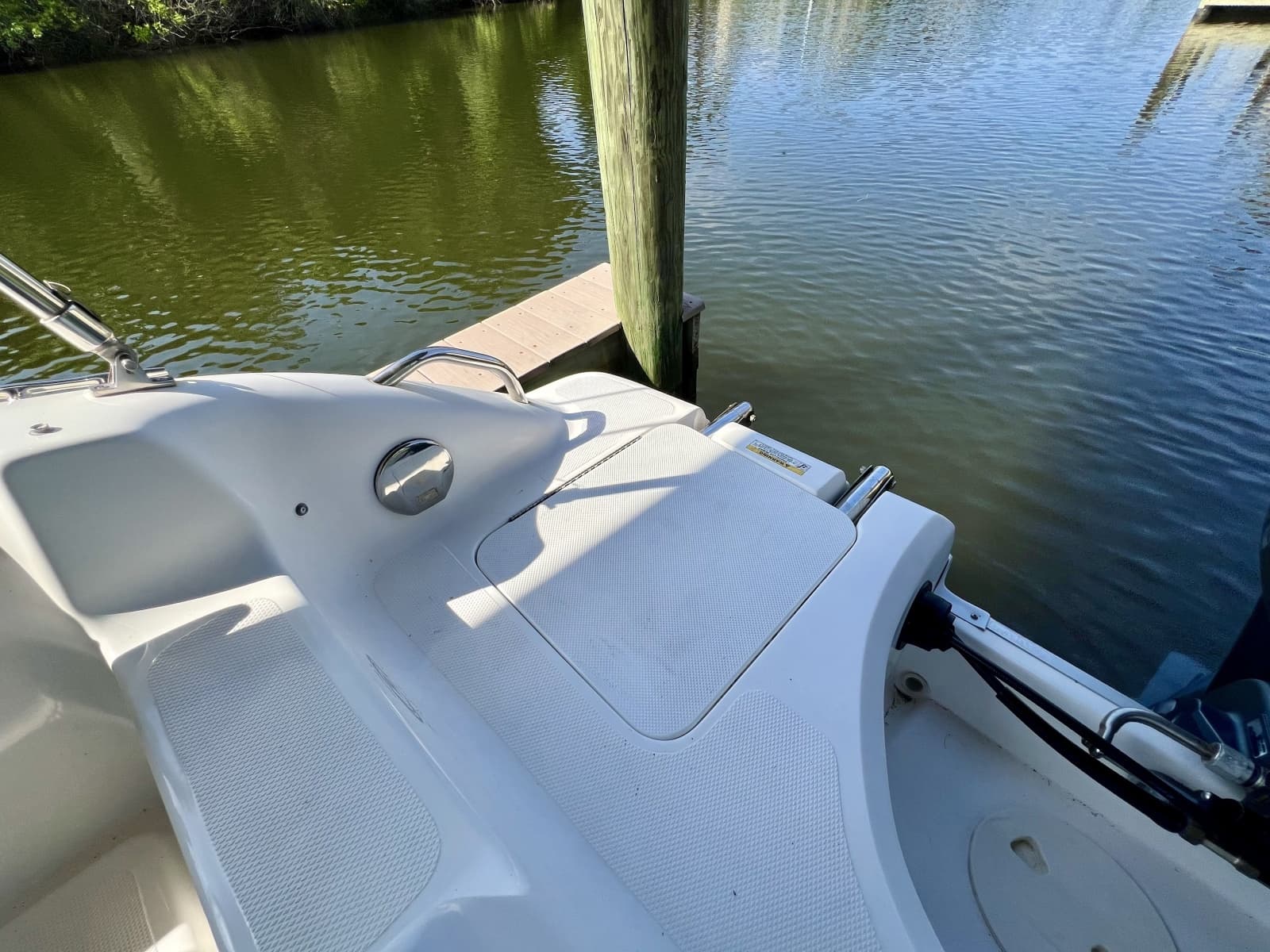 2013 Hurricane SunDeck 187 OB - Photo 31