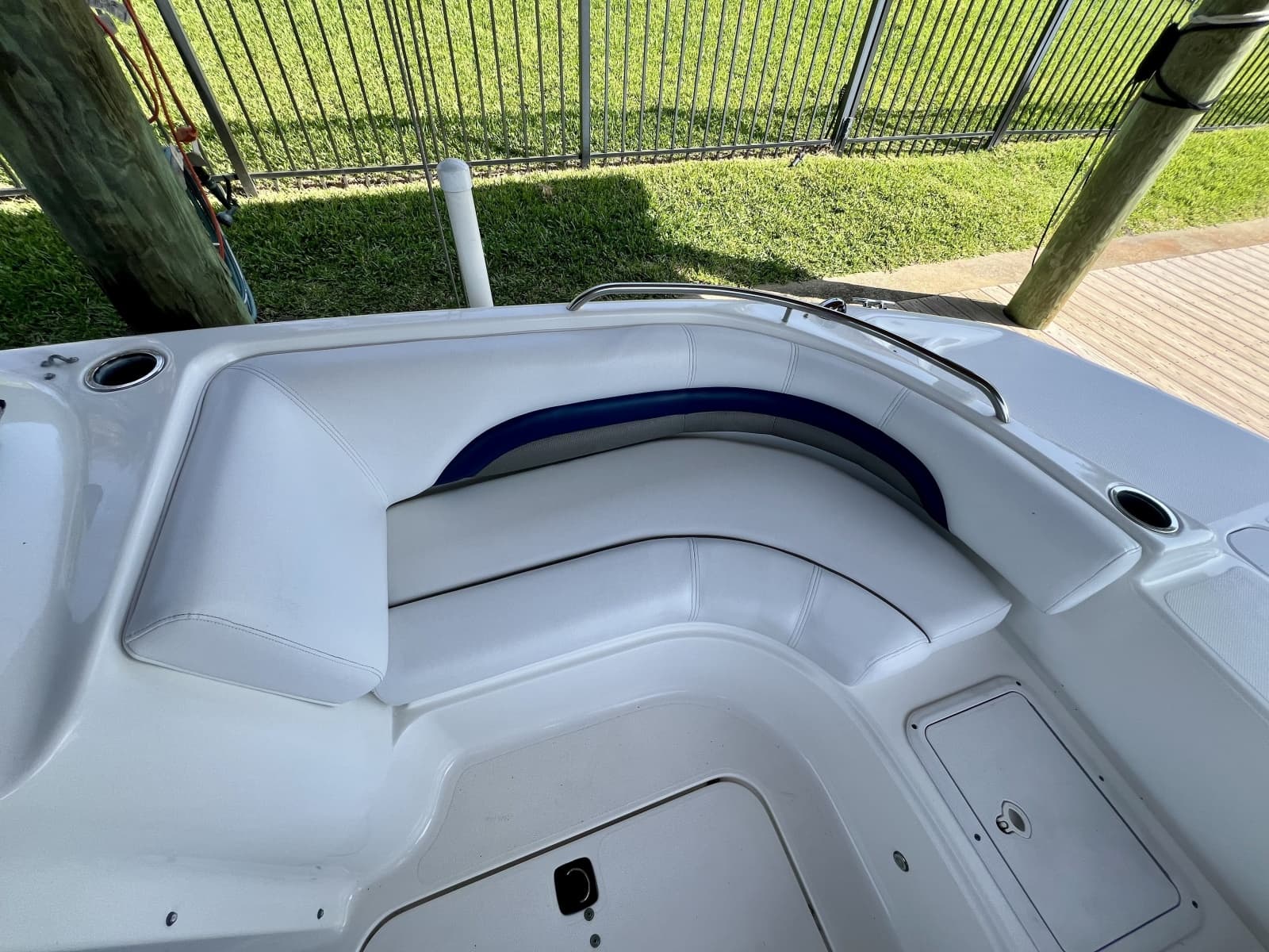 2013 Hurricane SunDeck 187 OB - Photo 22