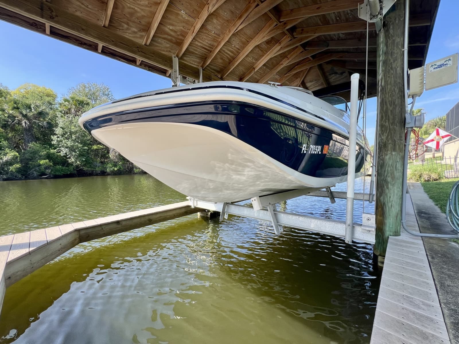 2013 Hurricane SunDeck 187 OB - Photo 73