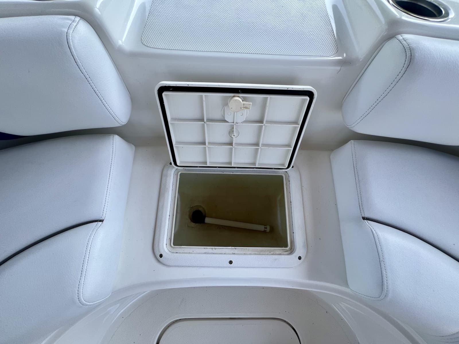 2013 Hurricane SunDeck 187 OB - Photo 25