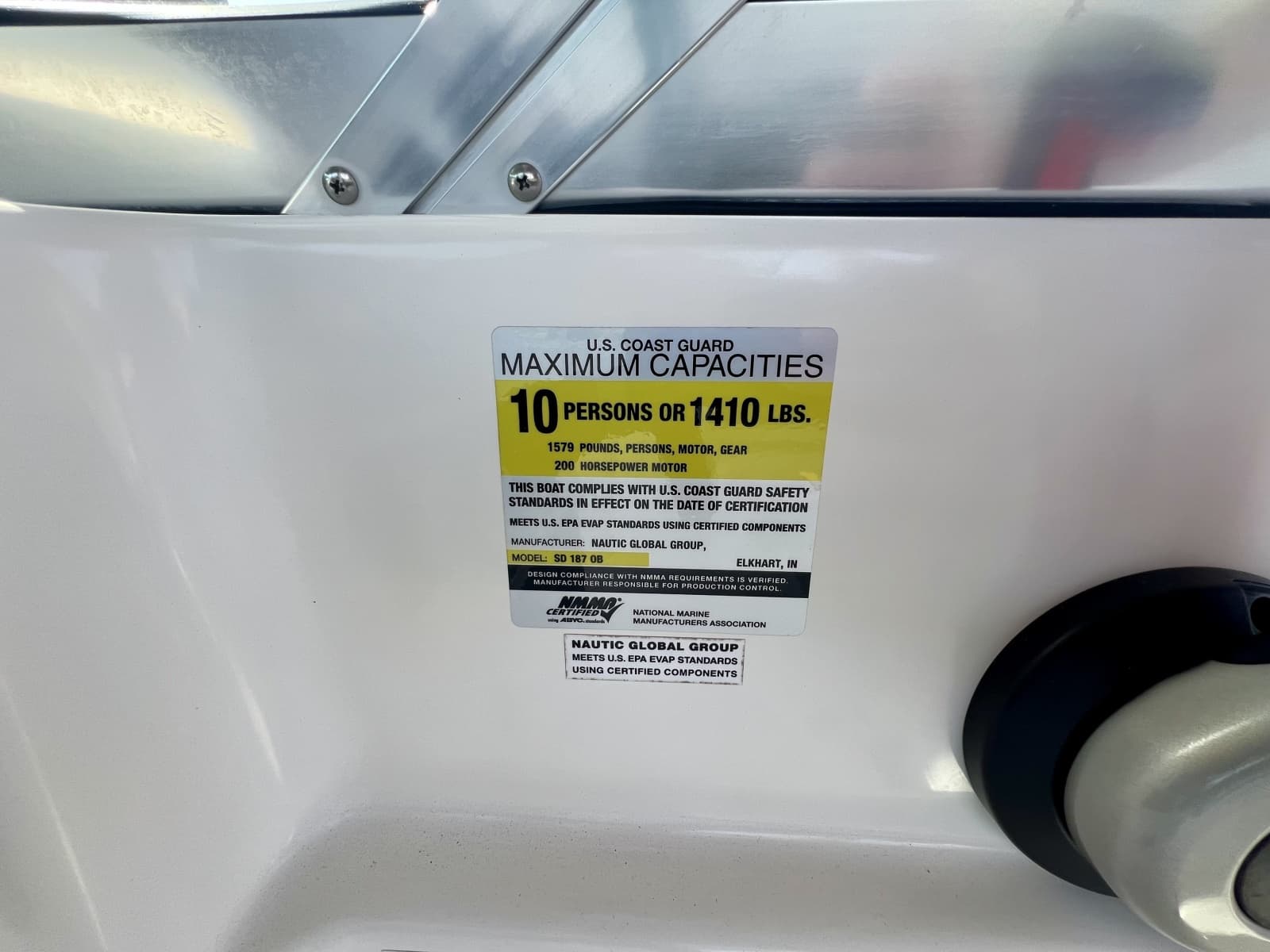 2013 Hurricane SunDeck 187 OB - Photo 19