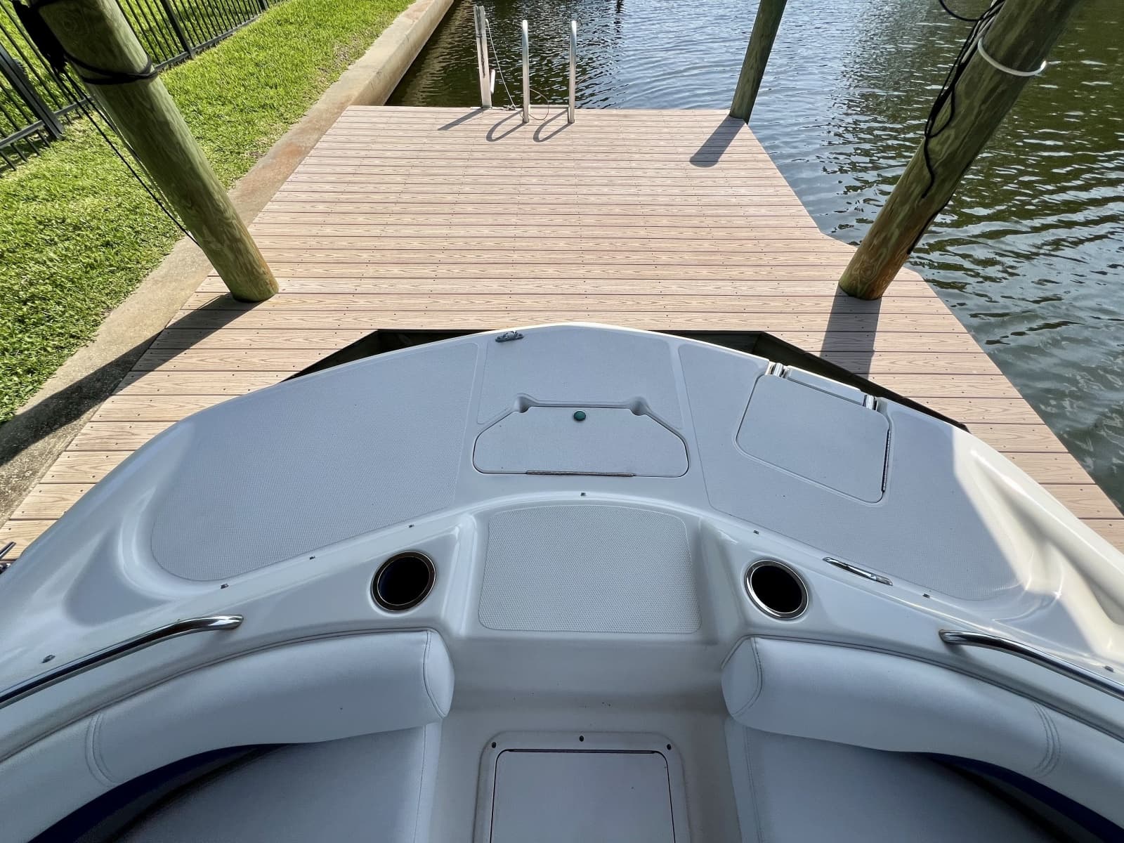 2013 Hurricane SunDeck 187 OB - Photo 26