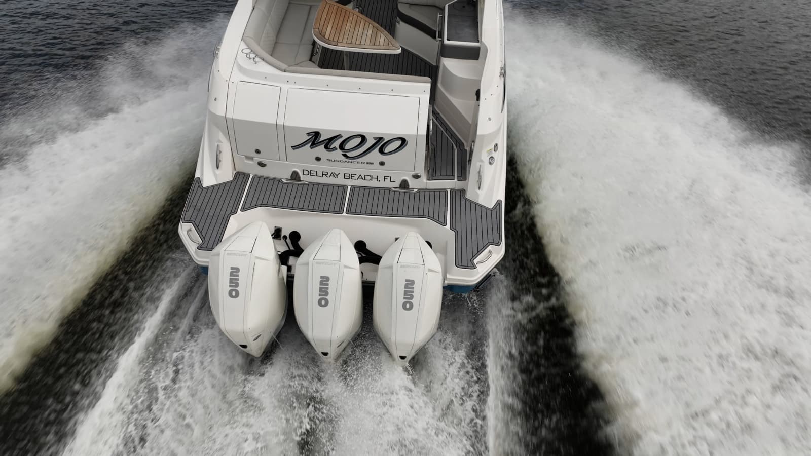 2021 Sea Ray Sundancer 320 Outboard - Photo 3
