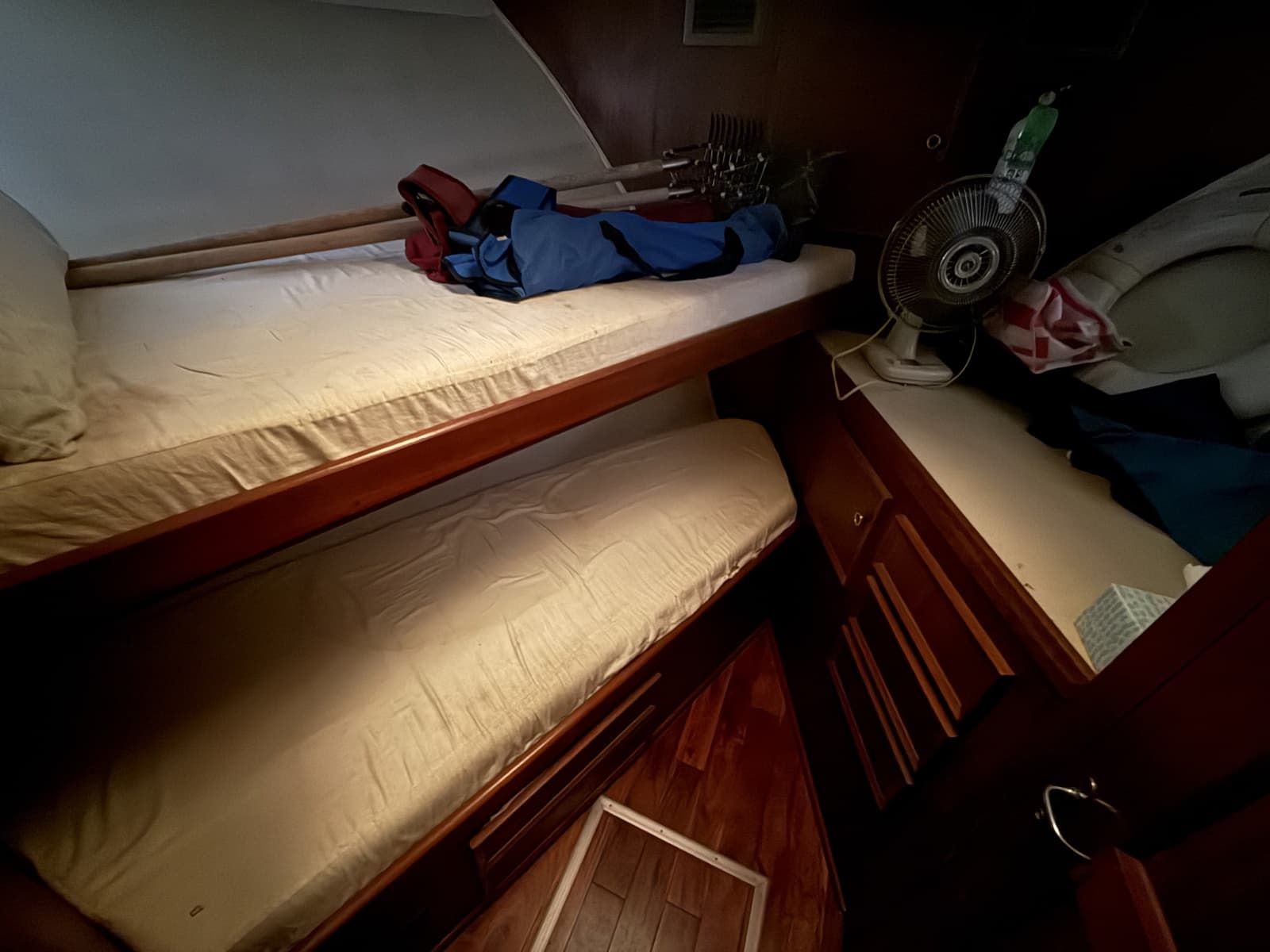 1979 Hatteras  - Photo 30