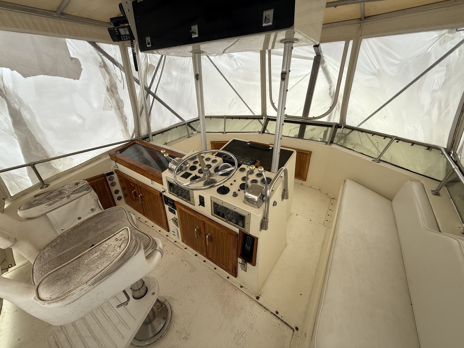 1979 Hatteras  - Photo 14