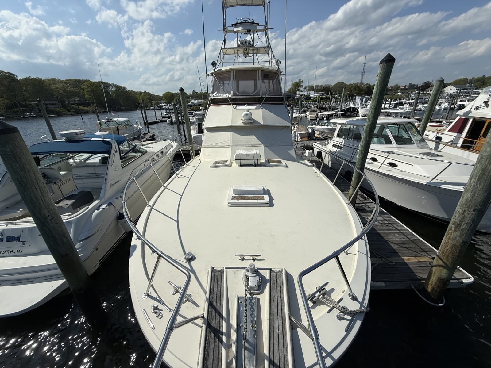 1979 Hatteras 46 Convertible - Photo 9