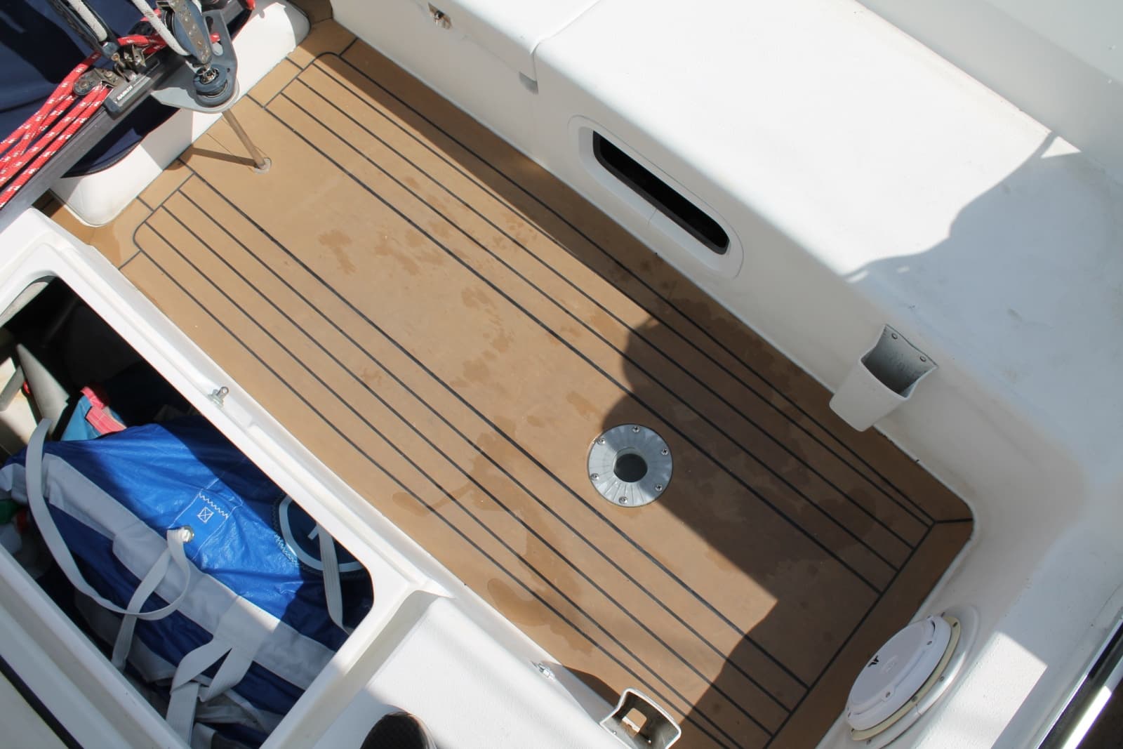2004 J Boats J/109 Shoal - Photo 15