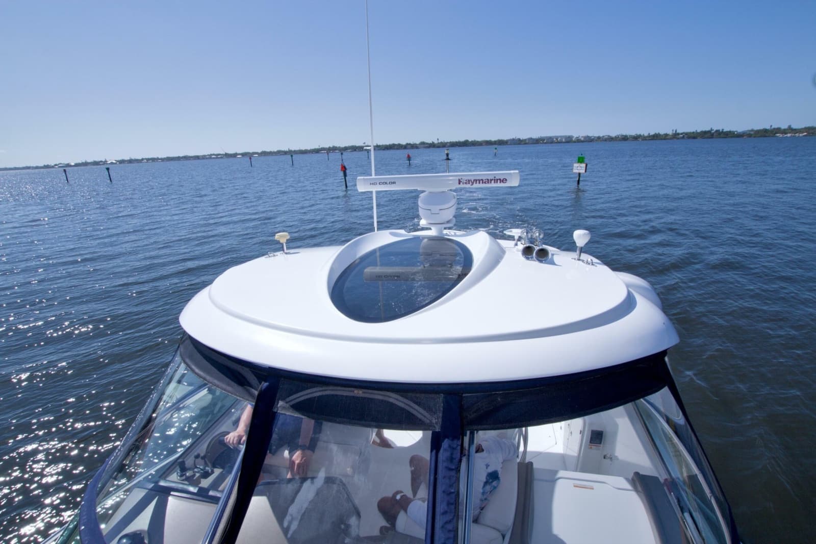 2008 Cruisers Yachts 420 Express - Photo 21