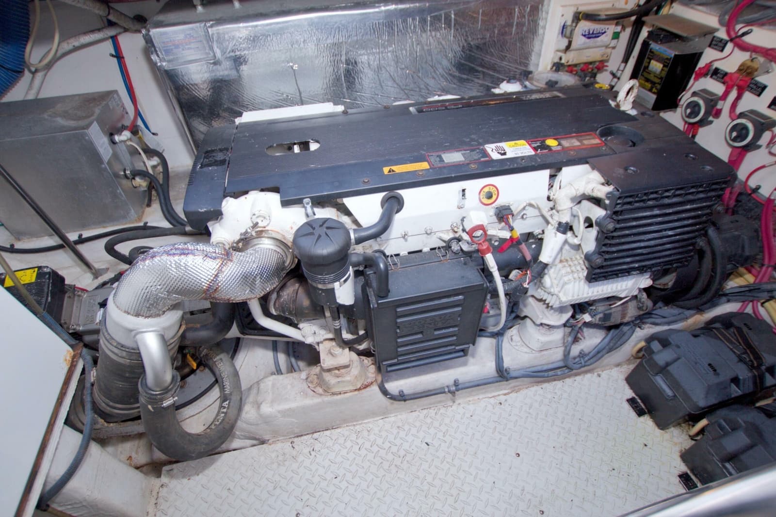 2008 Cruisers Yachts 420 Express - Photo 60
