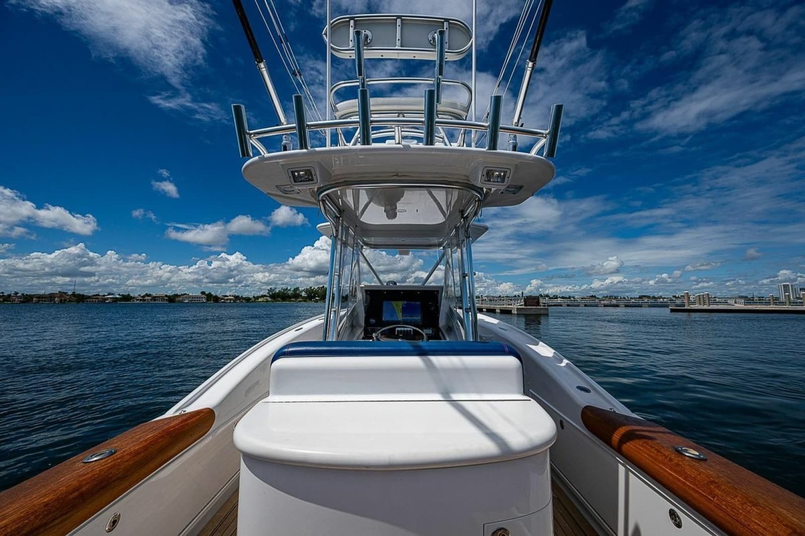 2010 Winter Custom Yachts Center Console - Photo 12
