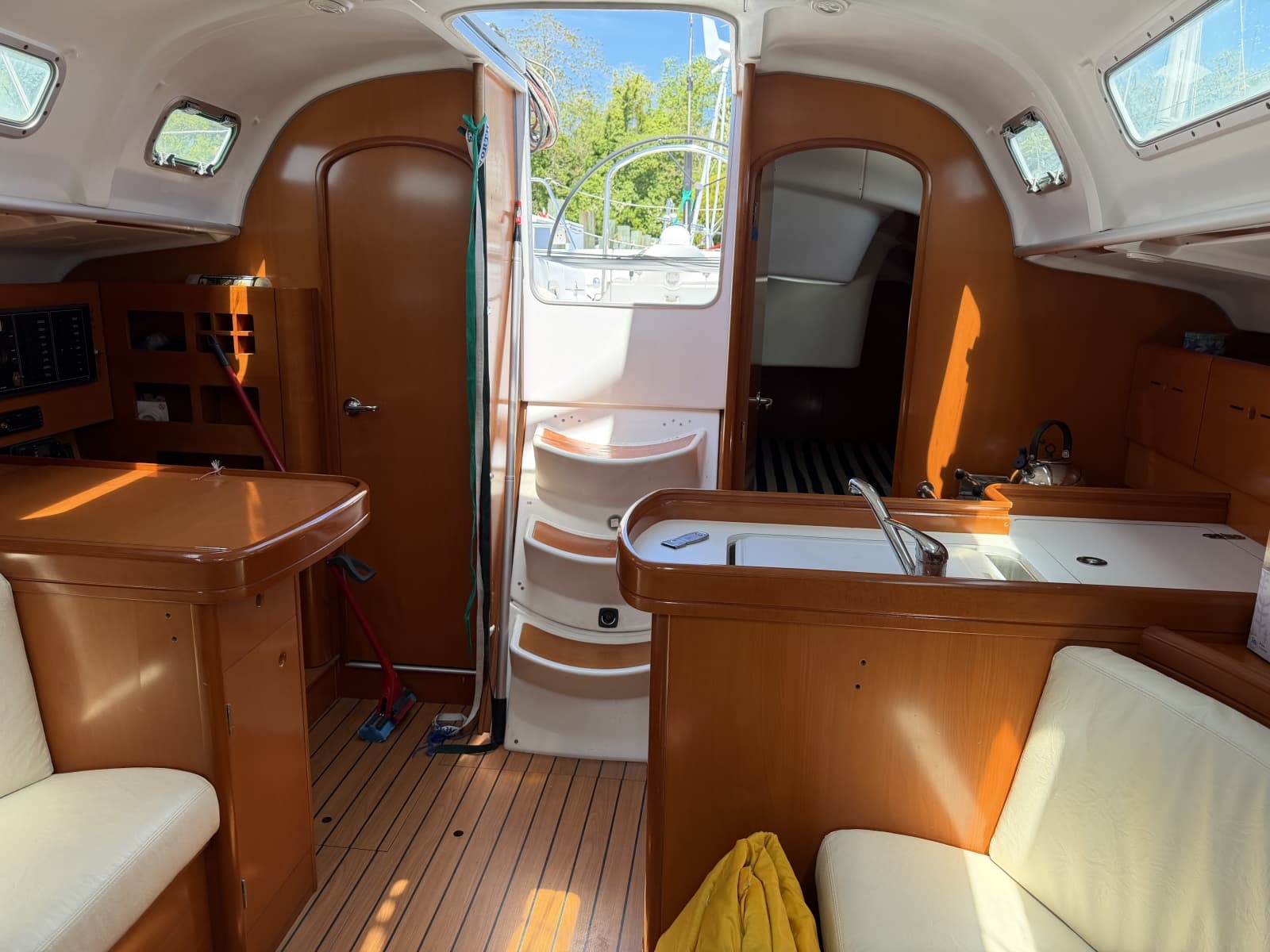 2004 Beneteau 40.7 - Photo 15