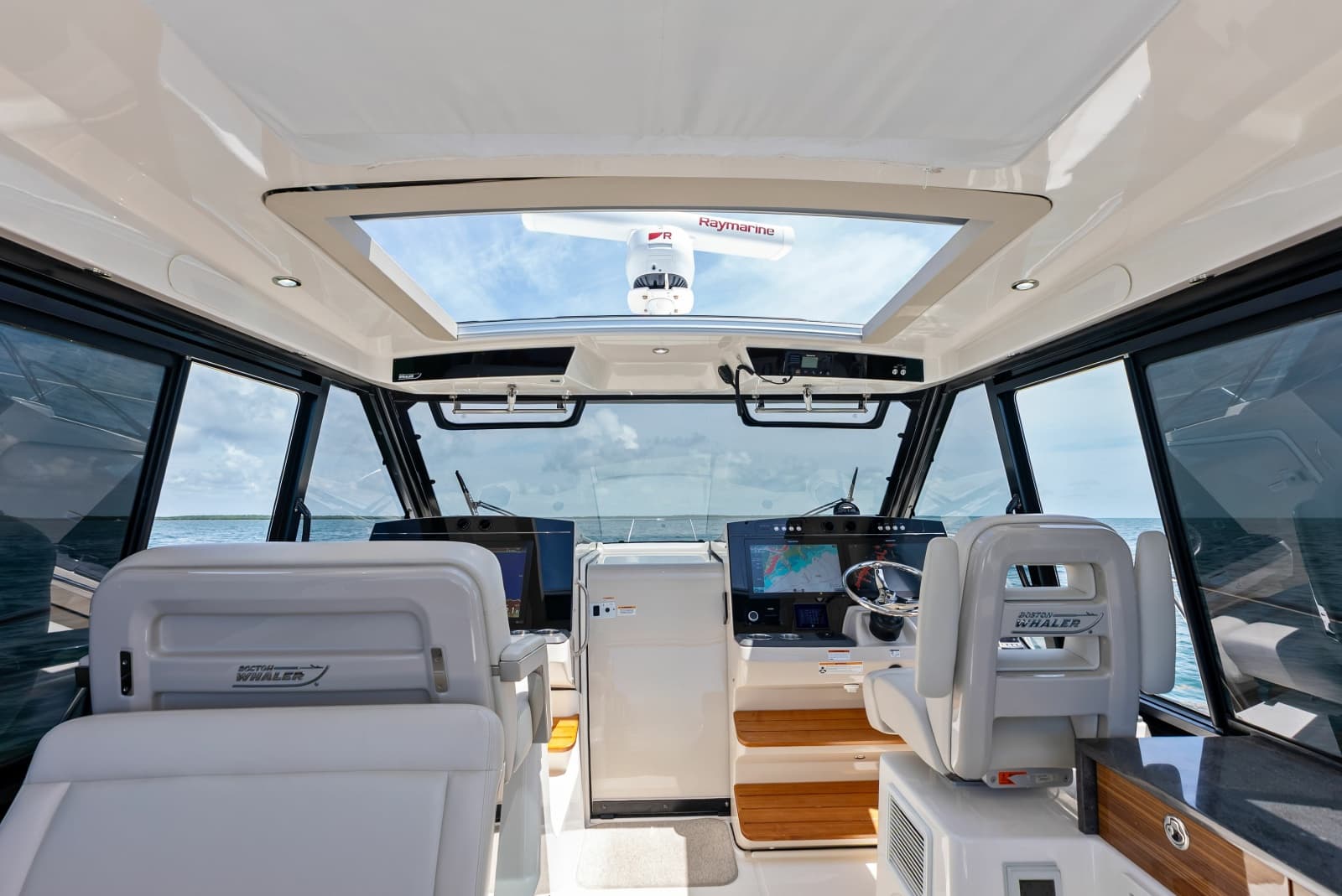 2023 Boston Whaler 405 Conquest - Photo 27