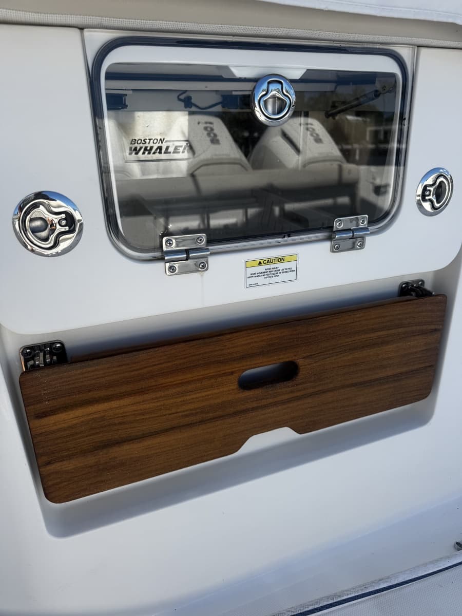 2023 Boston Whaler 405 Conquest - Photo 15